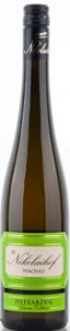 Nikolaihof Wachau Hefeabzug Grüner Veltliner 2010
